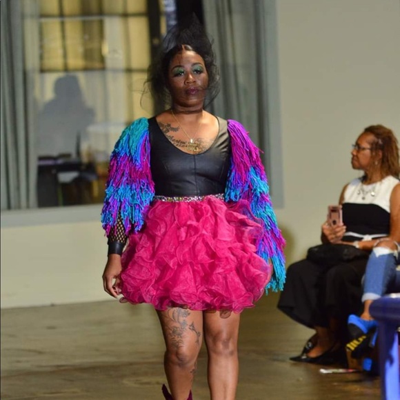 Dress - Picture 2 of 5